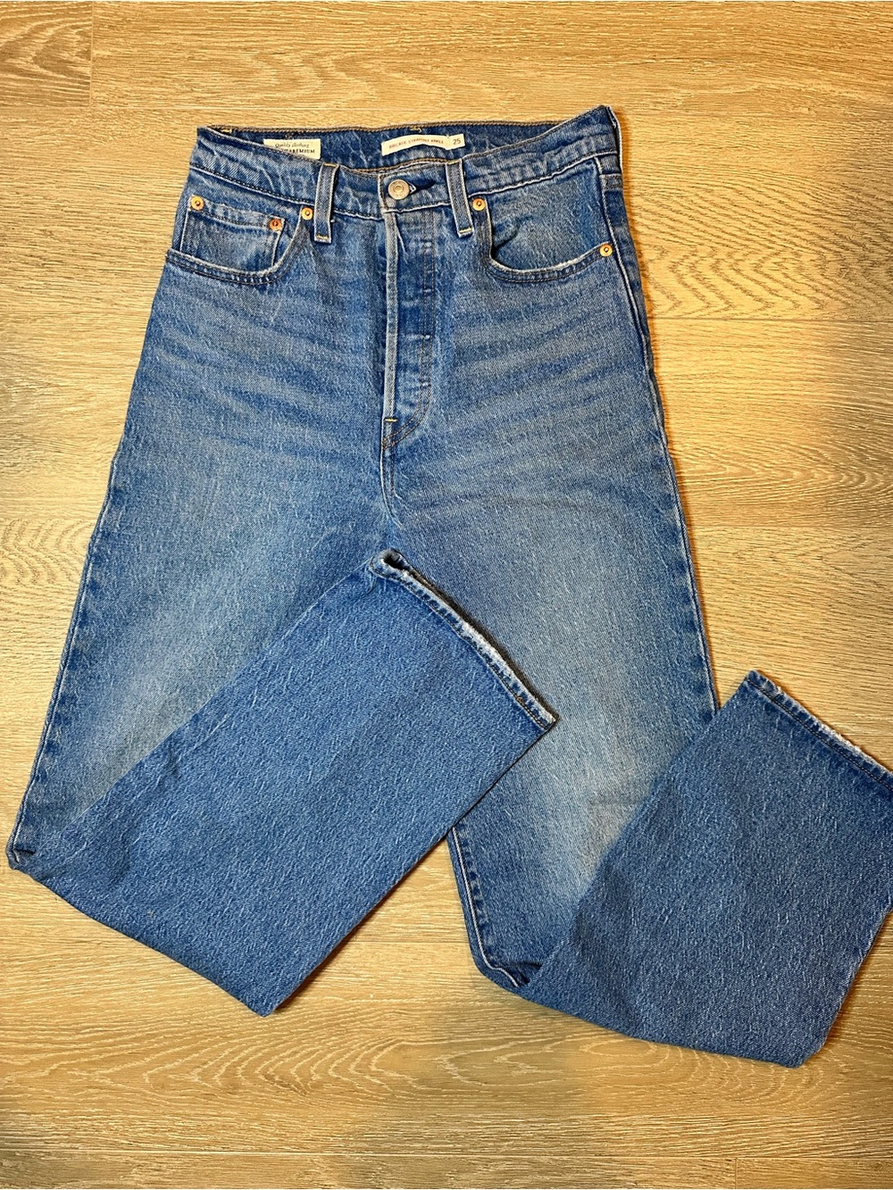 LEVIS Ribcage Straight Ankle Jeans US25